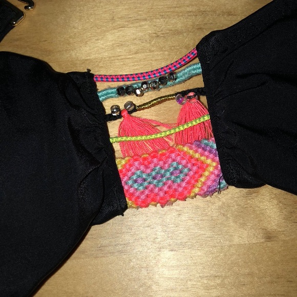 Victoria’s Secret Strapless Bikini Top - Picture 2 of 4